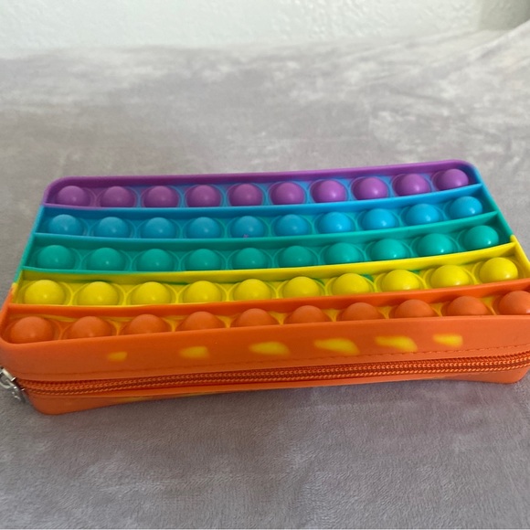 Bubble Pop Fidget 5 Piece School set. notebook pencil bag keychain pencil extend - Picture 8 of 8